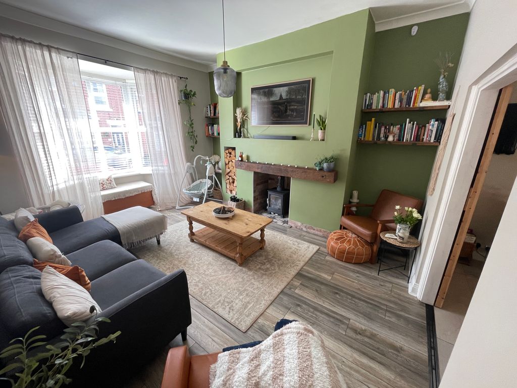 Property photo 3 of 16 3-Living-Room-1