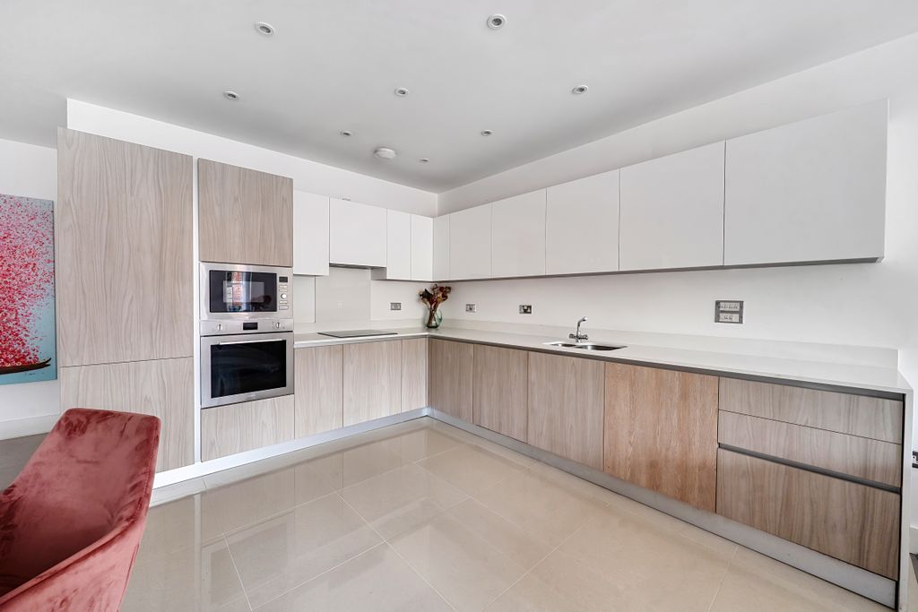 Property photo 2 of 17 1529587 (9)
