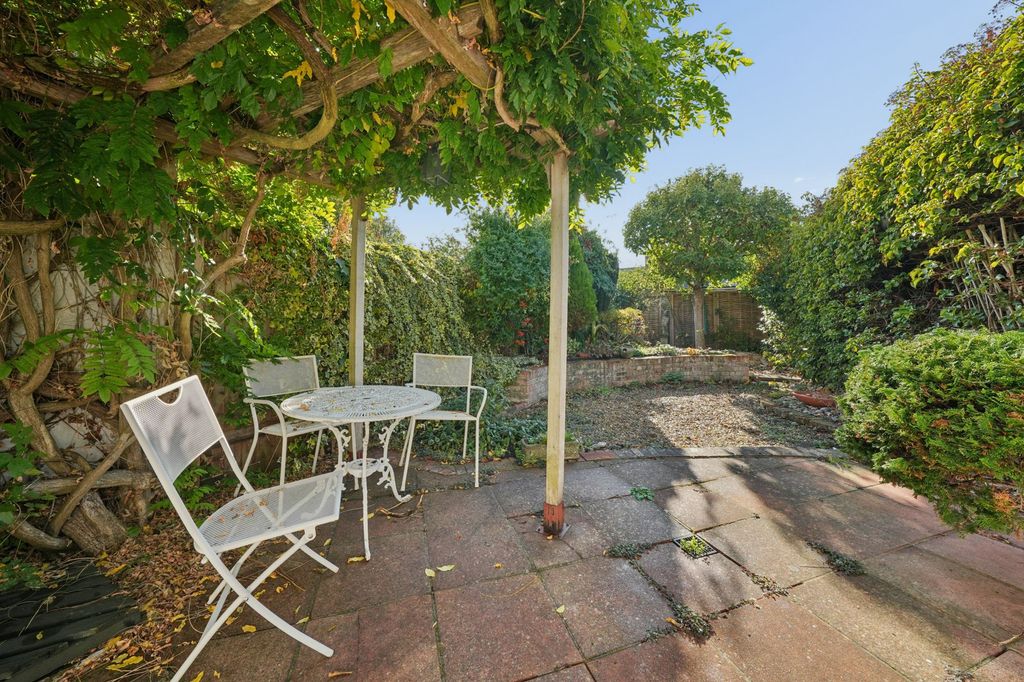 Property photo 2 of 14