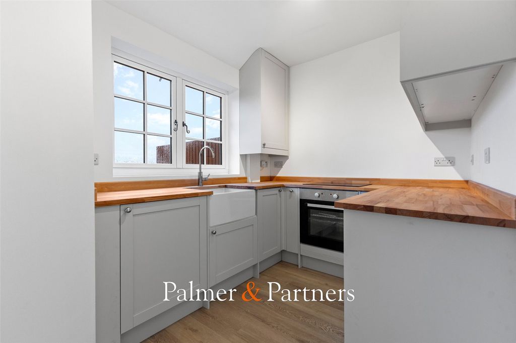 Property photo 3 of 18 Picture No. 05