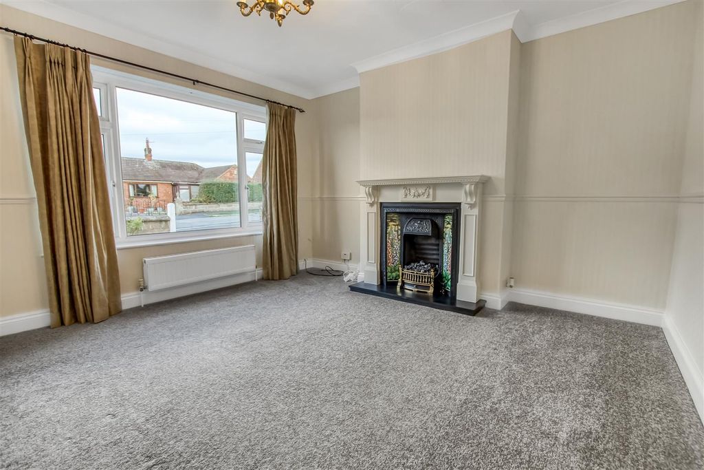 Property photo 2 of 15 Img_8592.Jpg