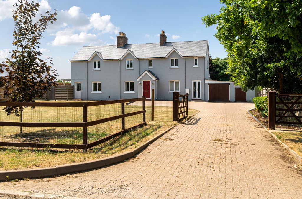 Property photo 1 of 15 20-6A4Fbde5Eb561-44-6A4Fb76c9E65A-1484867-19F47647