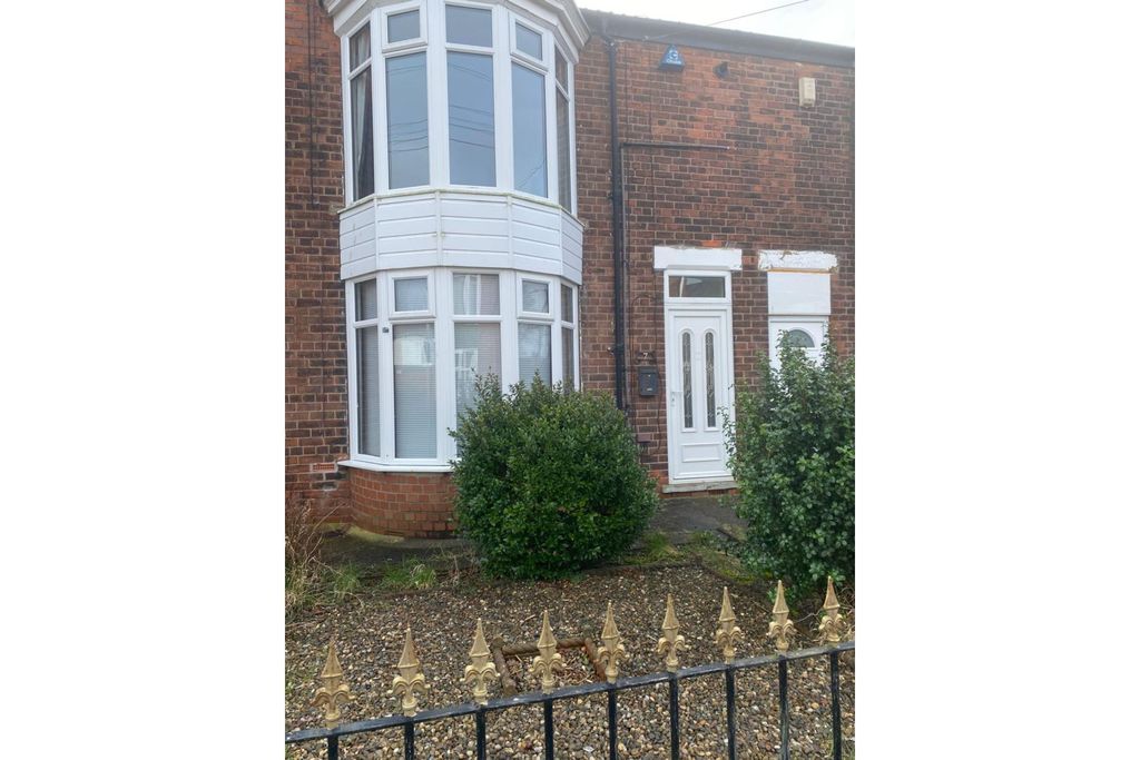 Property photo 1 of 9 Front View