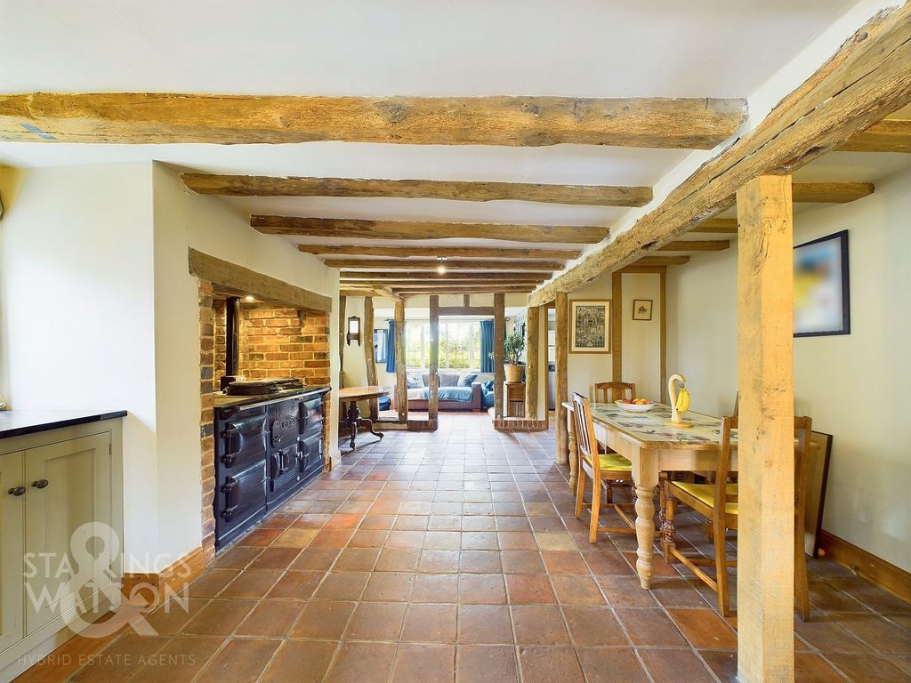 Property photo 3 of 57