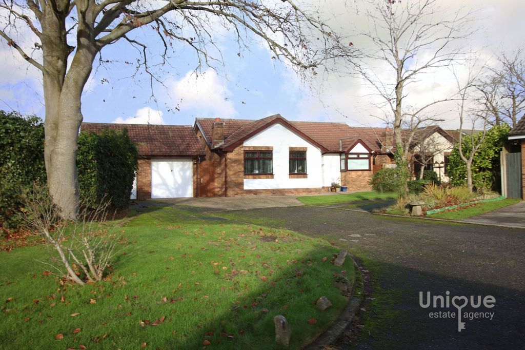 Property photo 1 of 19