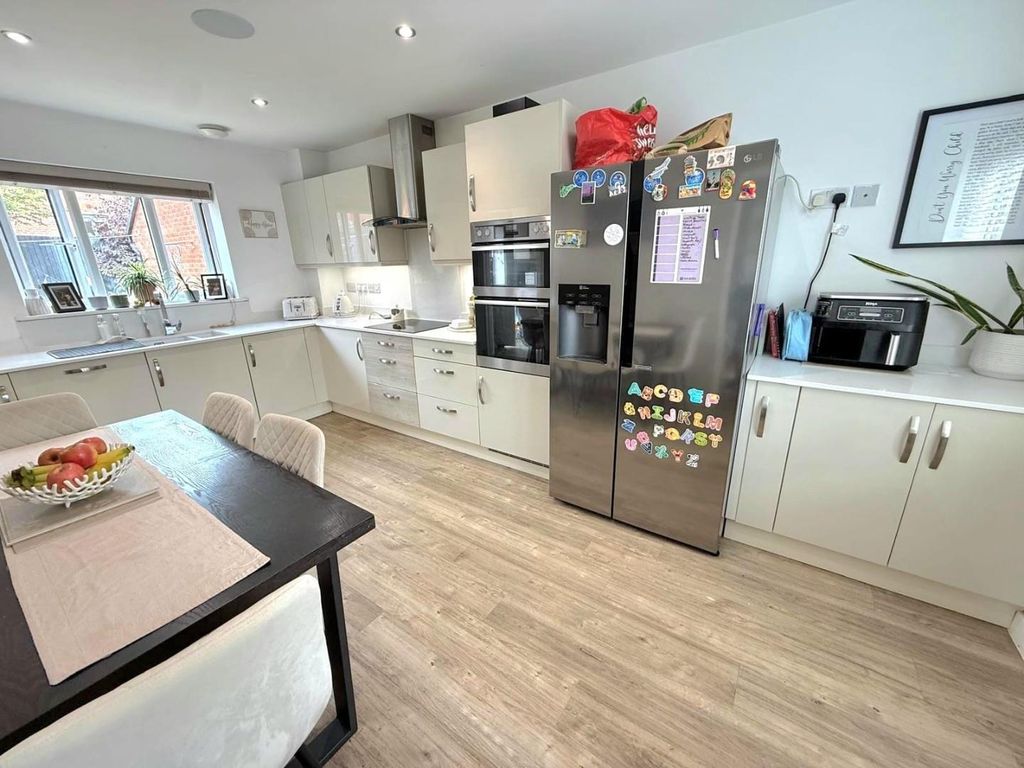 Property photo 3 of 16 6.Jpg