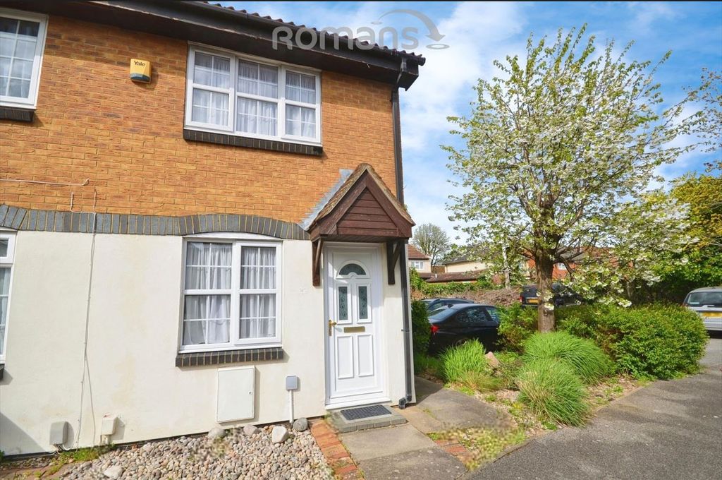Property photo 1 of 11 Front