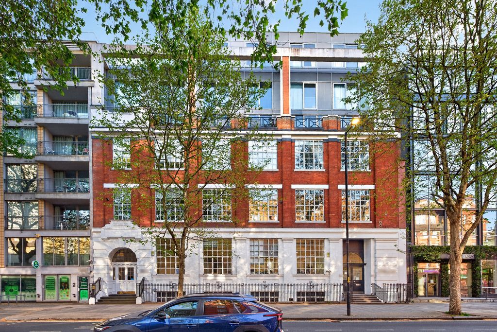 Property photo 1 of 20 Exterior