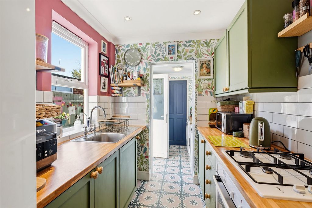 Property photo 3 of 27 65Highlandrd-017.Jpg