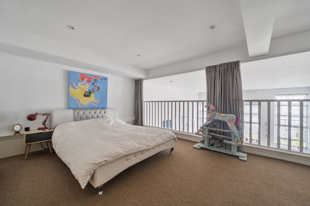 Additional image 13 of 3 bed flat for saleThe Old School, Geneva Place, Bideford, Devon EX39