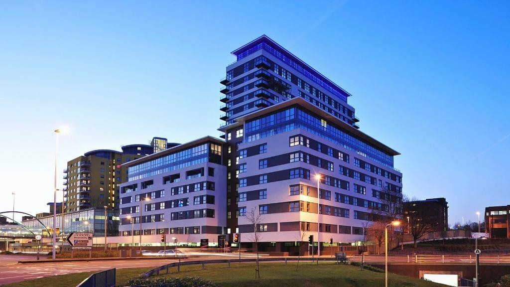 Property photo 1 of 7 One Bedroom Apartment With Parking.