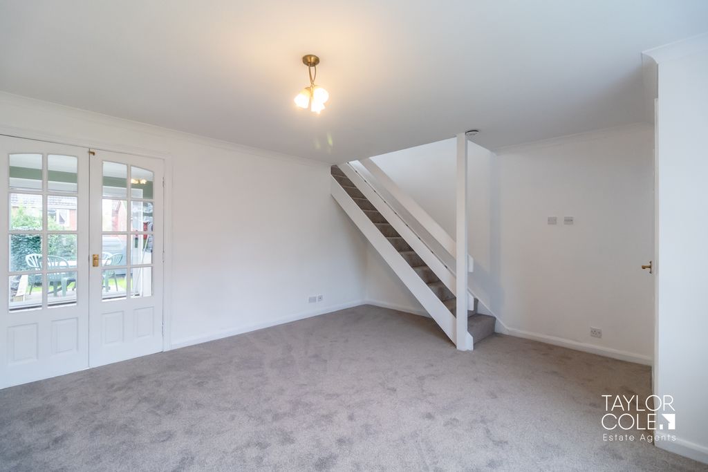 Property photo 2 of 22