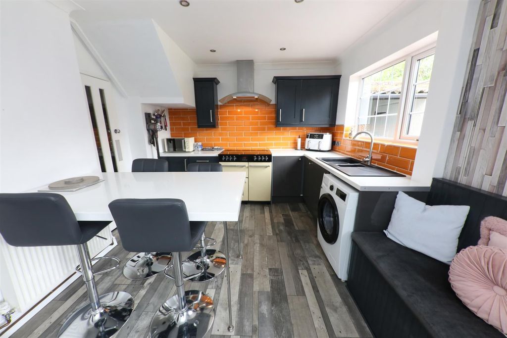 Property photo 2 of 19 Open Plan Dining Kitchen
