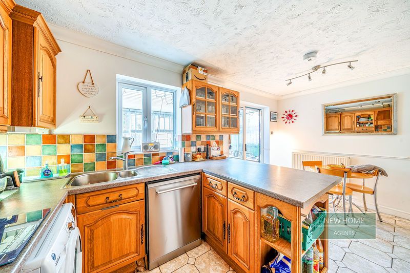 Property photo 3 of 19 Photo 1