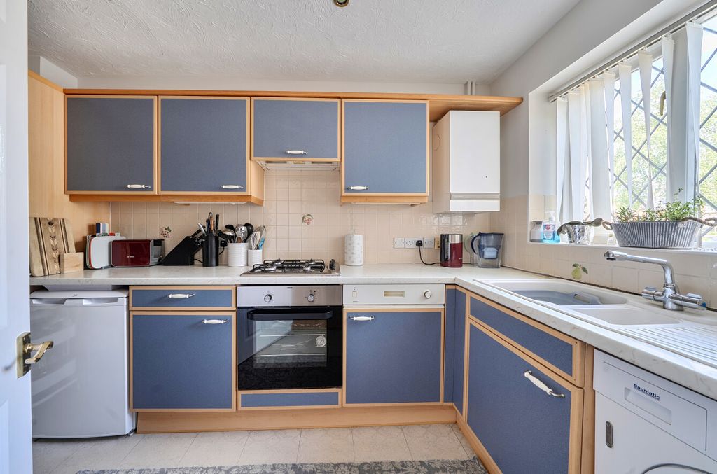 Property photo 3 of 23 1473001-24-6A2829...