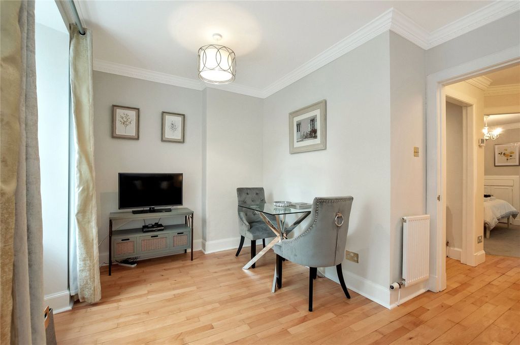 Property photo 2 of 7 Picture No. 03