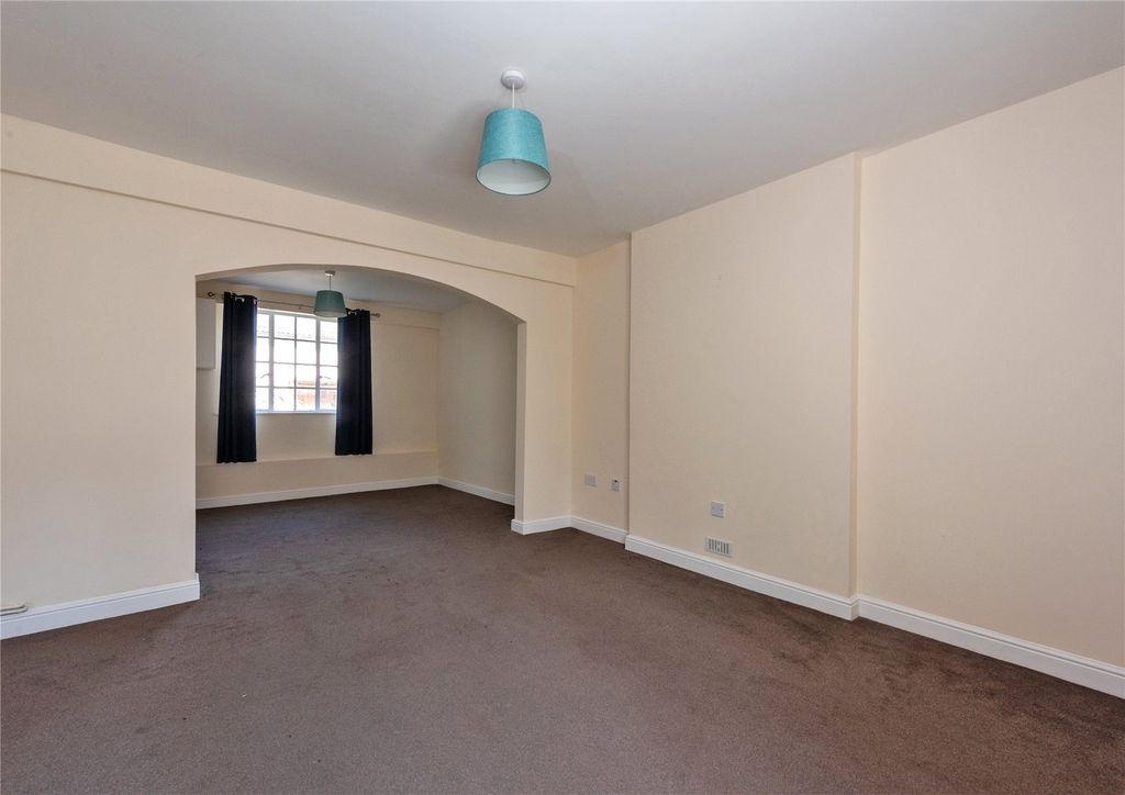 Property photo 3 of 13 Picture No. 17