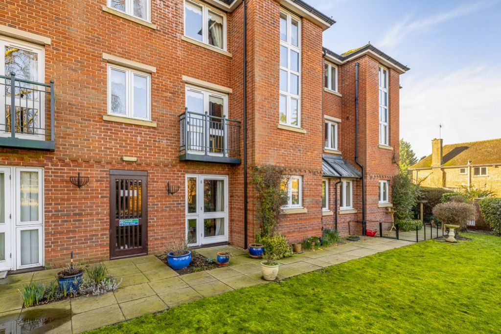 Property photo 1 of 25 53 Georgian Court (Spalding)-14