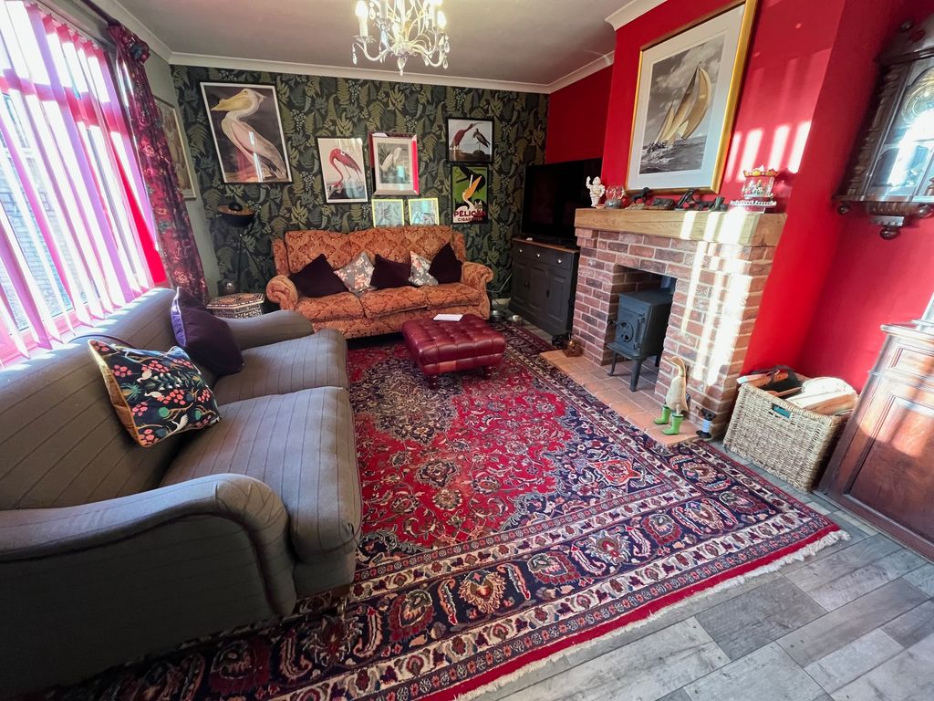 Property photo 3 of 13 Living Room