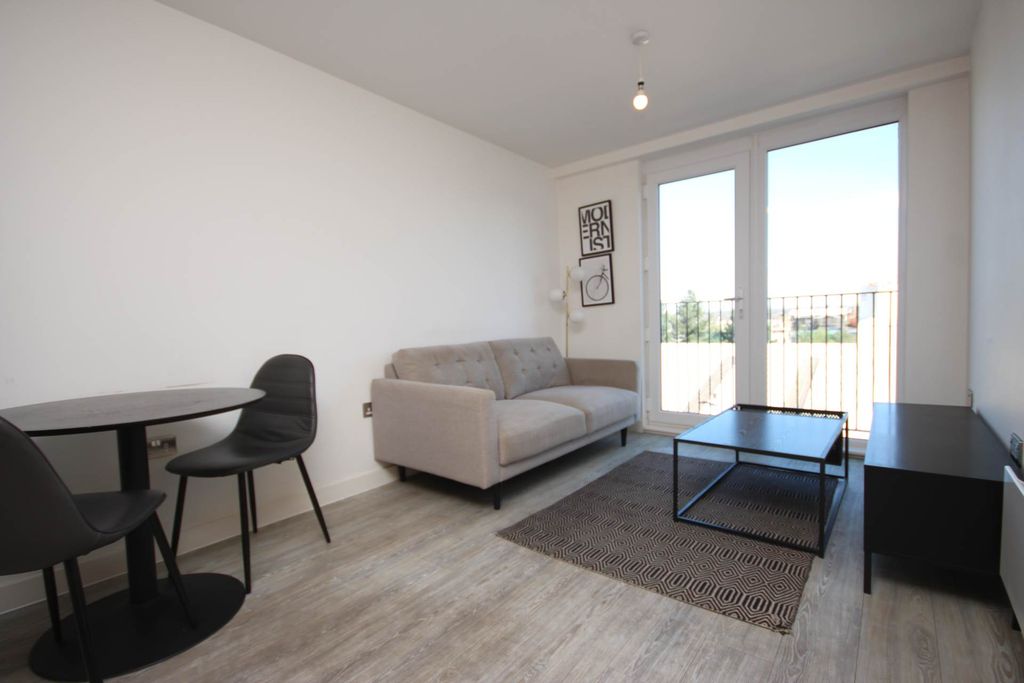 Property photo 1 of 5