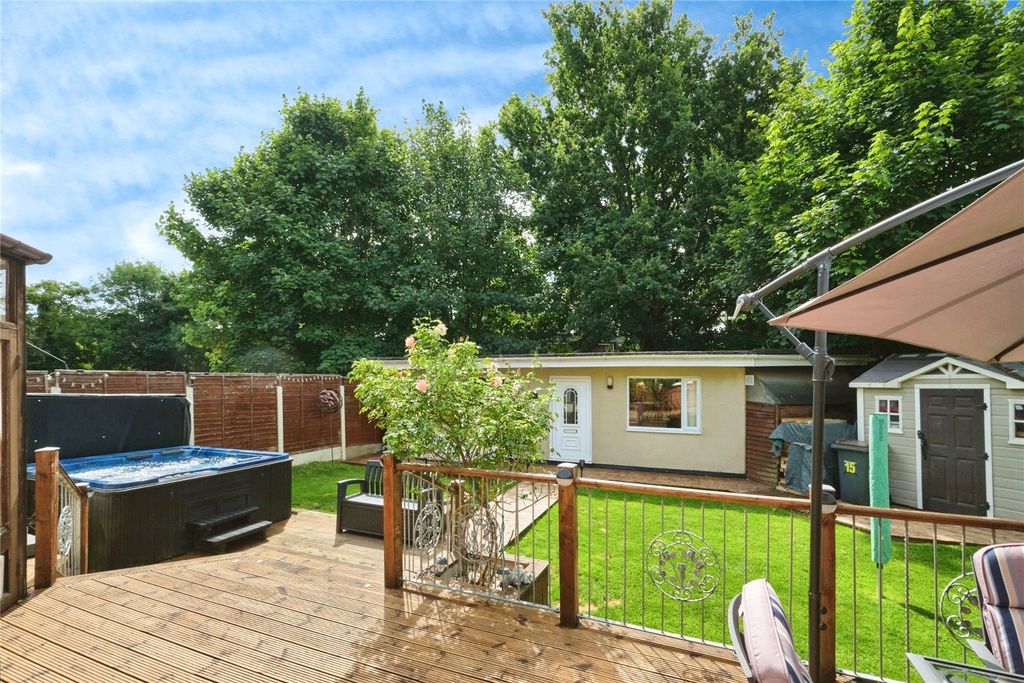 Property photo 3 of 43 Picture No. 19