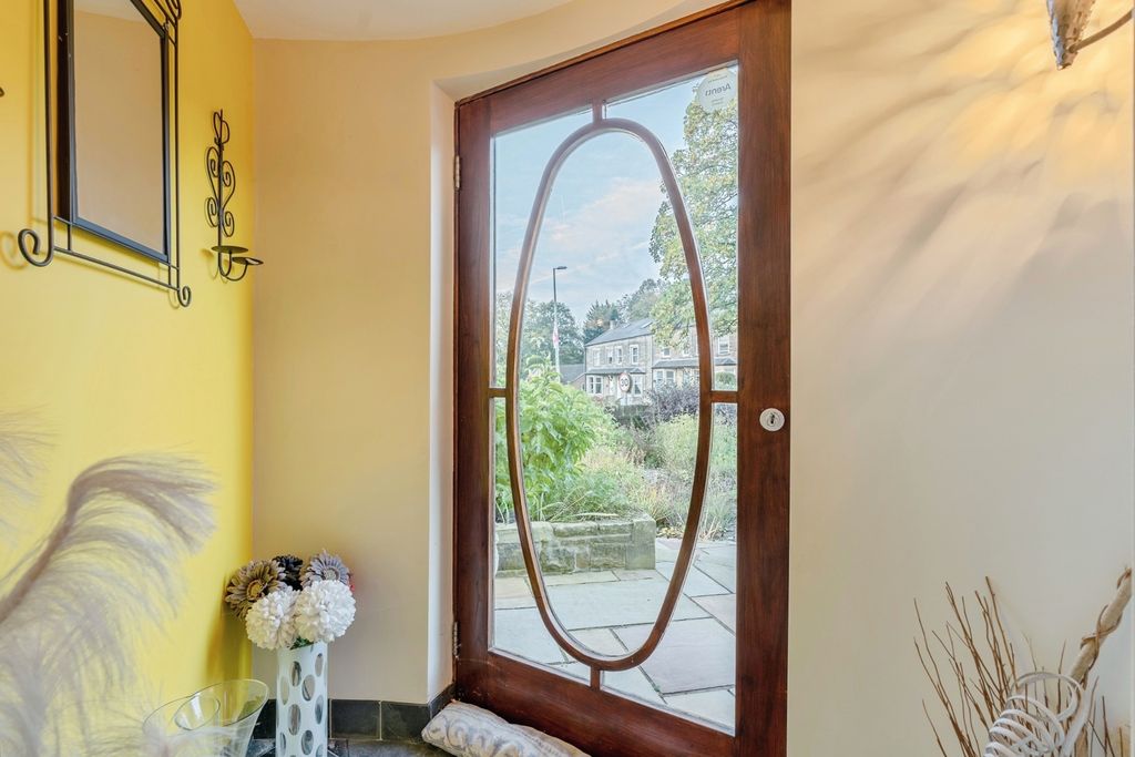 Property photo 3 of 44 Pbox-Img.Jpg