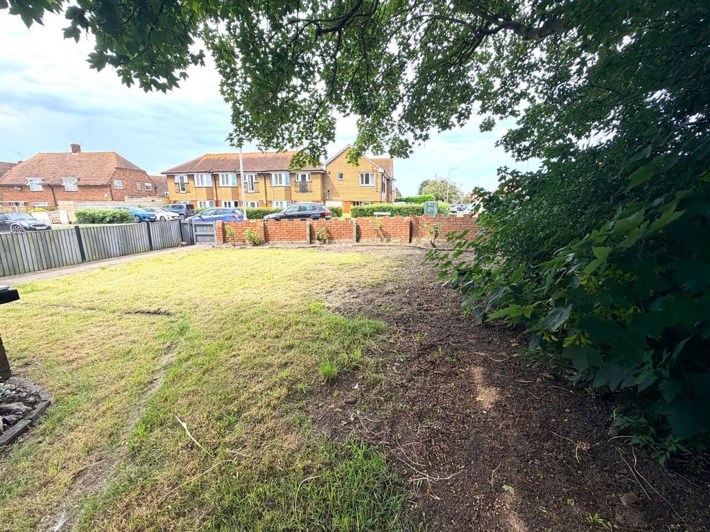 Property photo 2 of 15