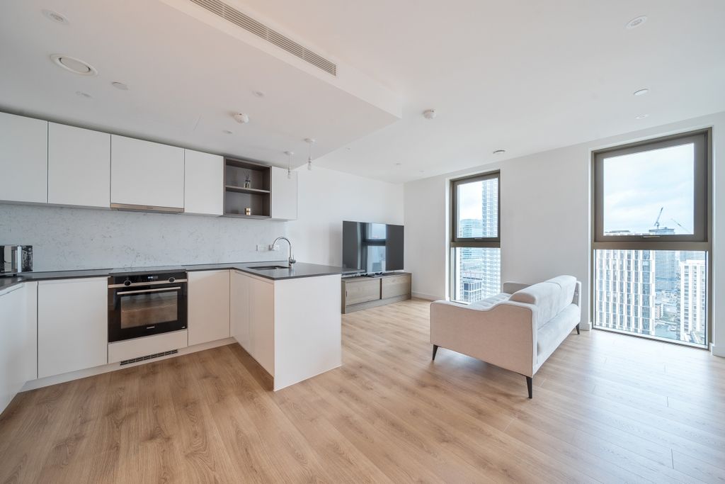 Property photo 1 of 12 1388012-22-693760...