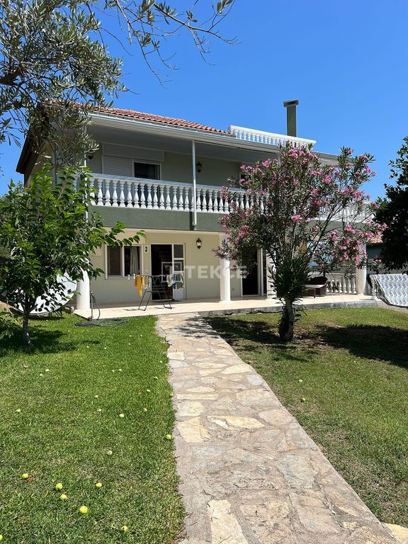 Property photo 1 of 46