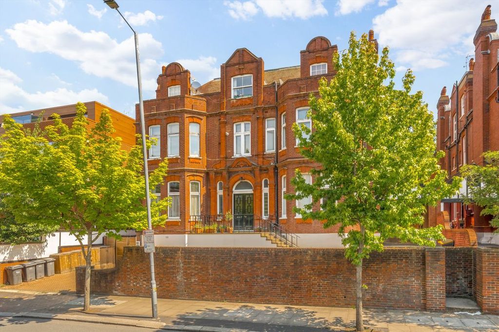Property photo 1 of 7