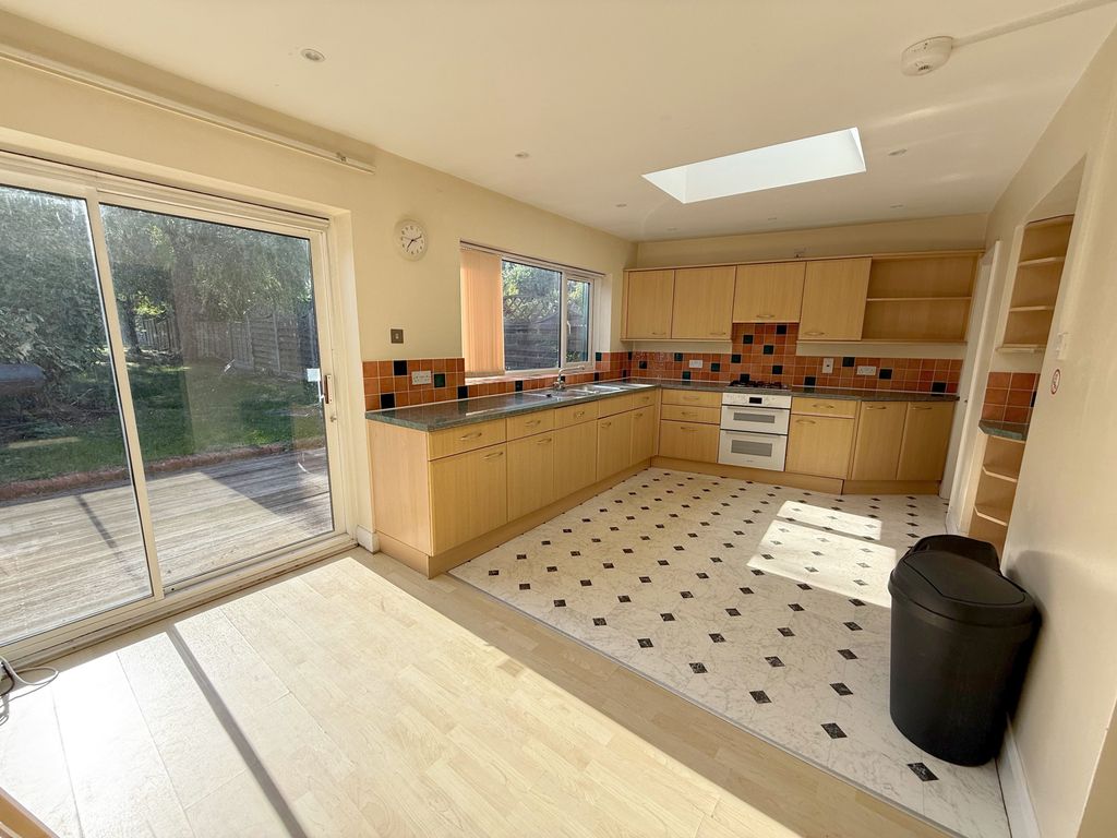 Property photo 2 of 16 Kitchen/Diner
