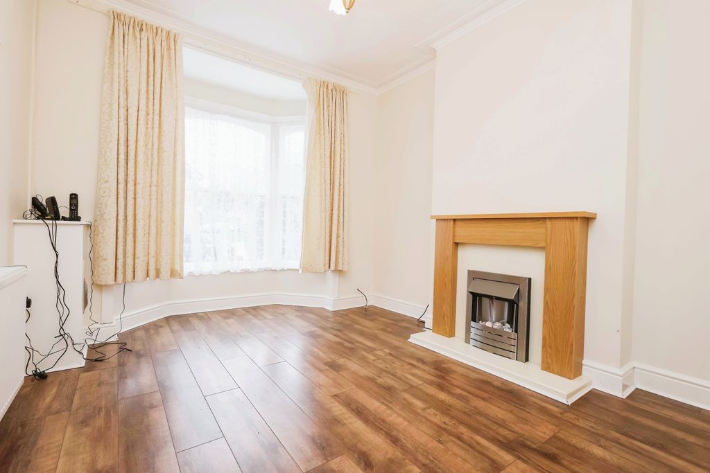 Property photo 2 of 17 Reception Room