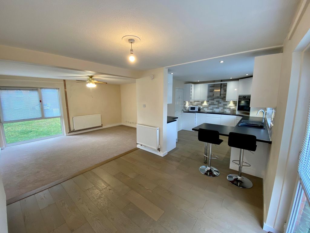 Property photo 3 of 12 View