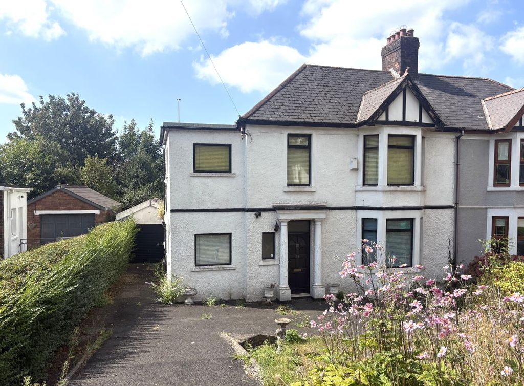 Property photo 1 of 2