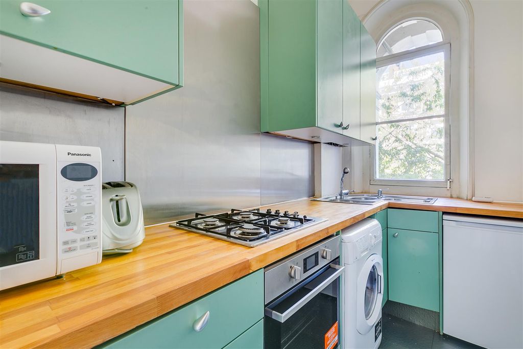 Property photo 3 of 7