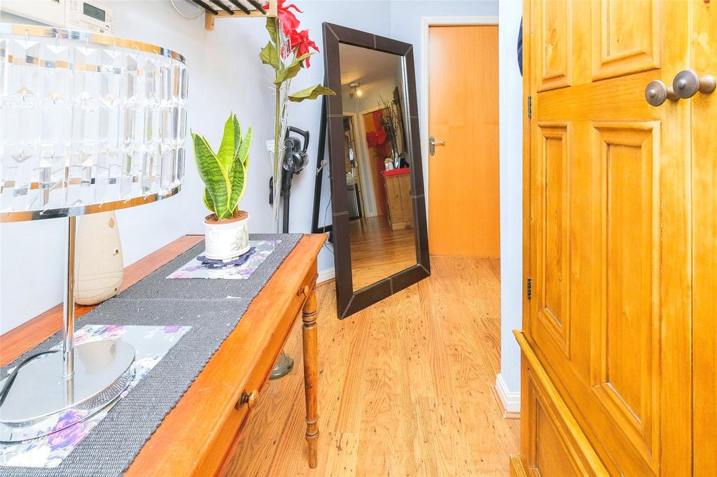 Property photo 2 of 15 Hall