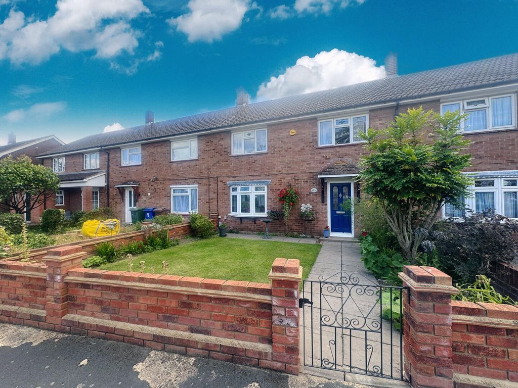 Property photo 1 of 32