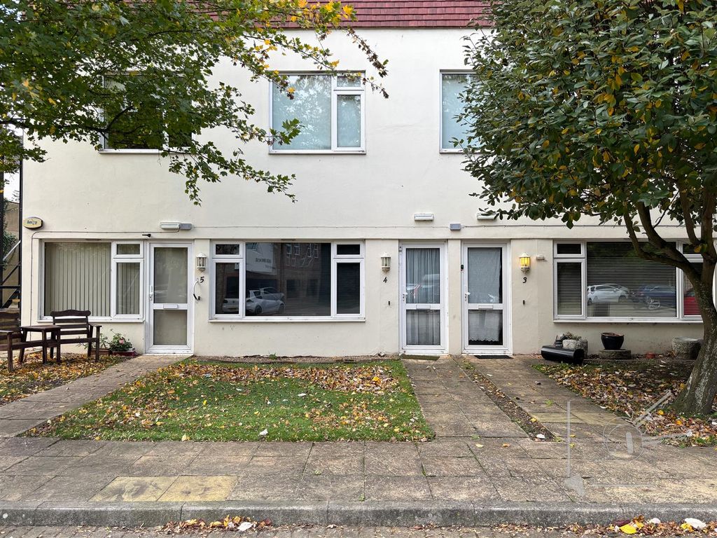 Property photo 2 of 2