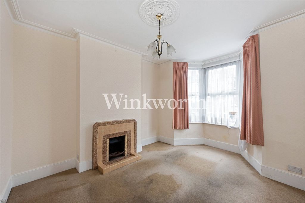 Property photo 2 of 13 Picture No. 02