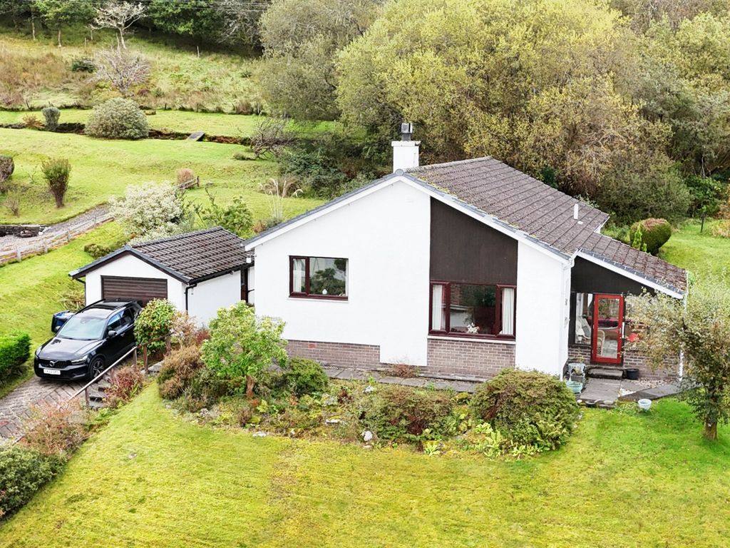 Property photo 2 of 27 5545603