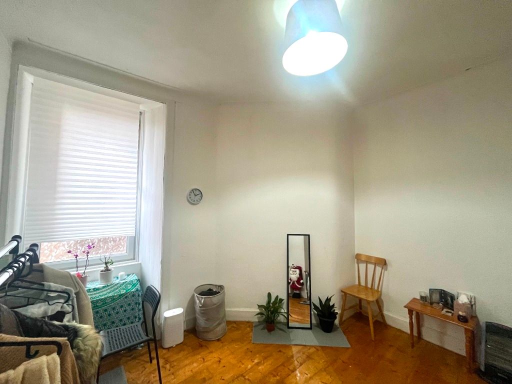 Property photo 3 of 8 Photo 3