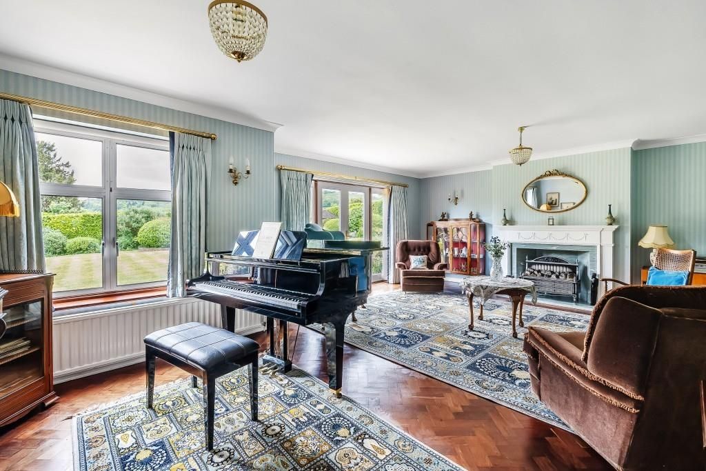 Property photo 3 of 26 March-House-27.Jpg