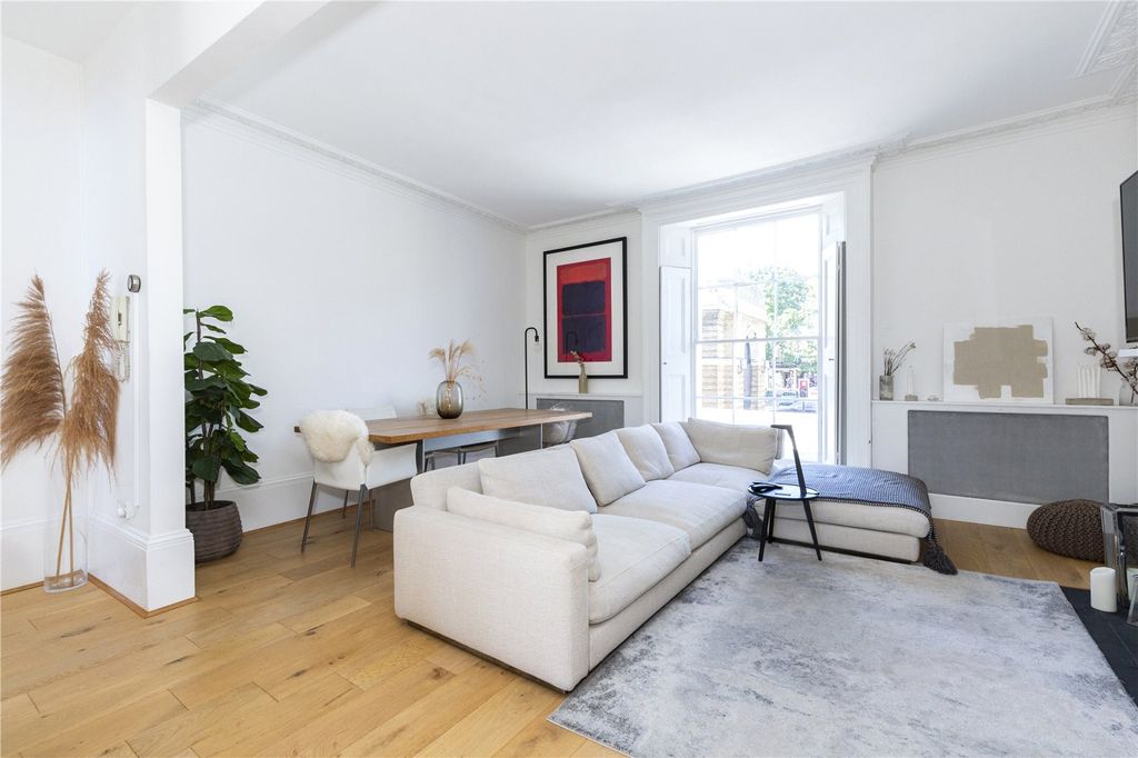 Property photo 1 of 18 Open Plan Living