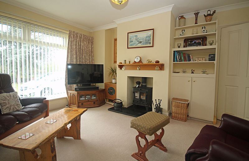 Property photo 2 of 19 Sitting Room