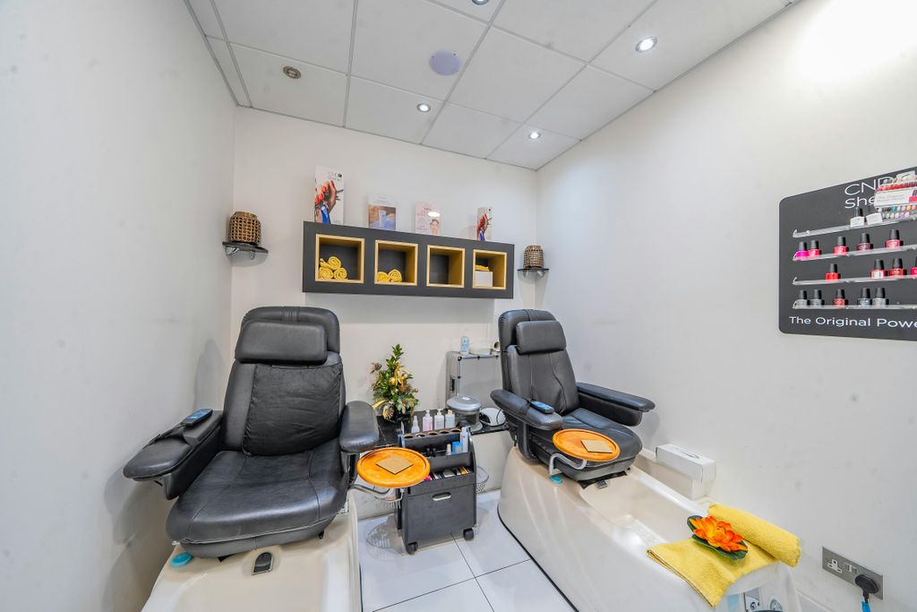 Property photo 3 of 9 1254084 7.Jpg