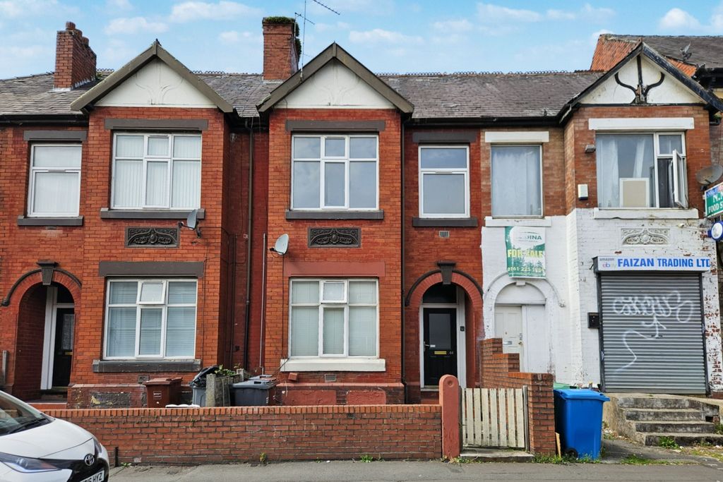 Property photo 1 of 15 Flat 2, 44 Laindon Road, Longsight, Manchester, M14 5Dp