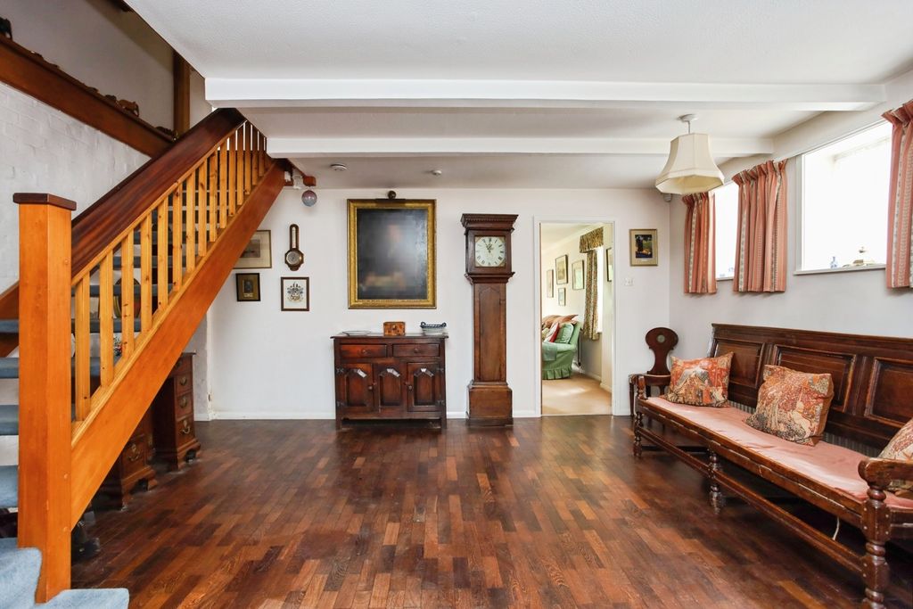 Property photo 2 of 18 Pbox-Img.Jpg