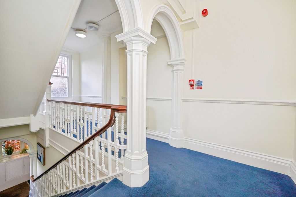 Property photo 3 of 20 Staircase