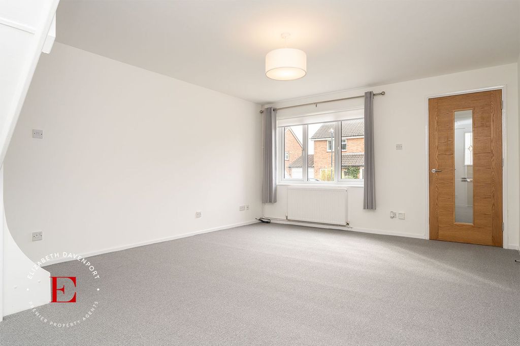 Property photo 3 of 14