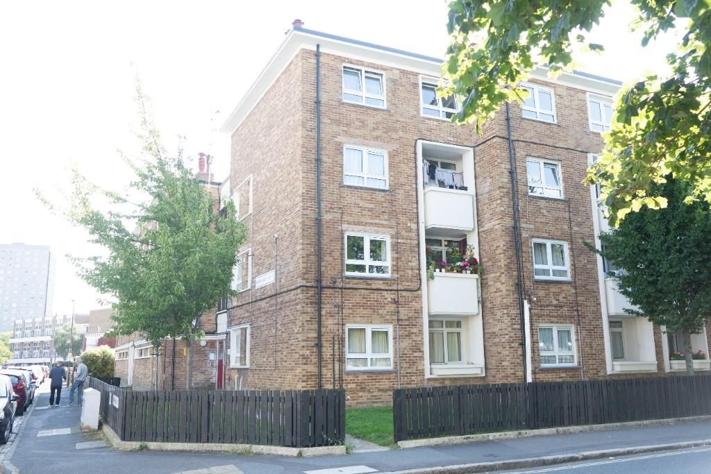 Property photo 1 of 6